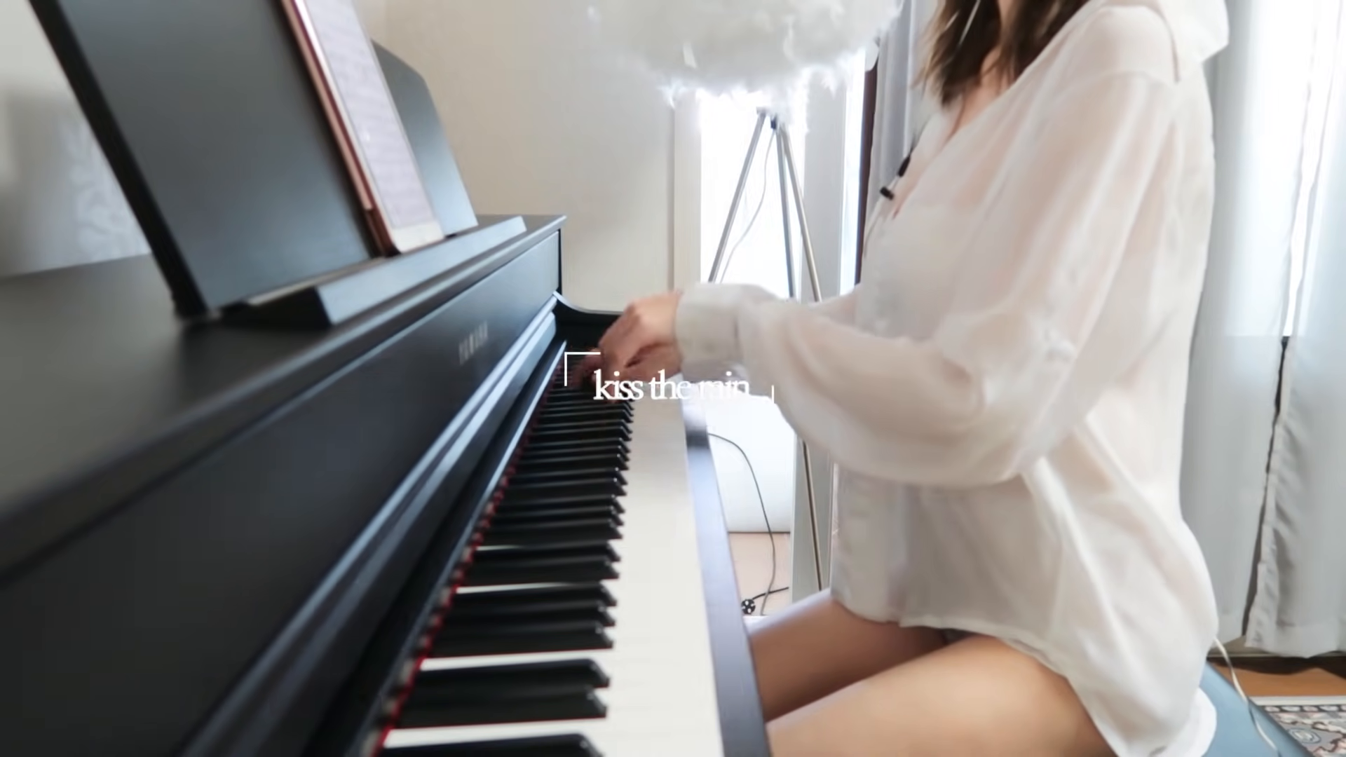 Kiss the rain - Yiruma 이루마   piano + kalimba 피아노+칼림바연주.mp4-0-预览