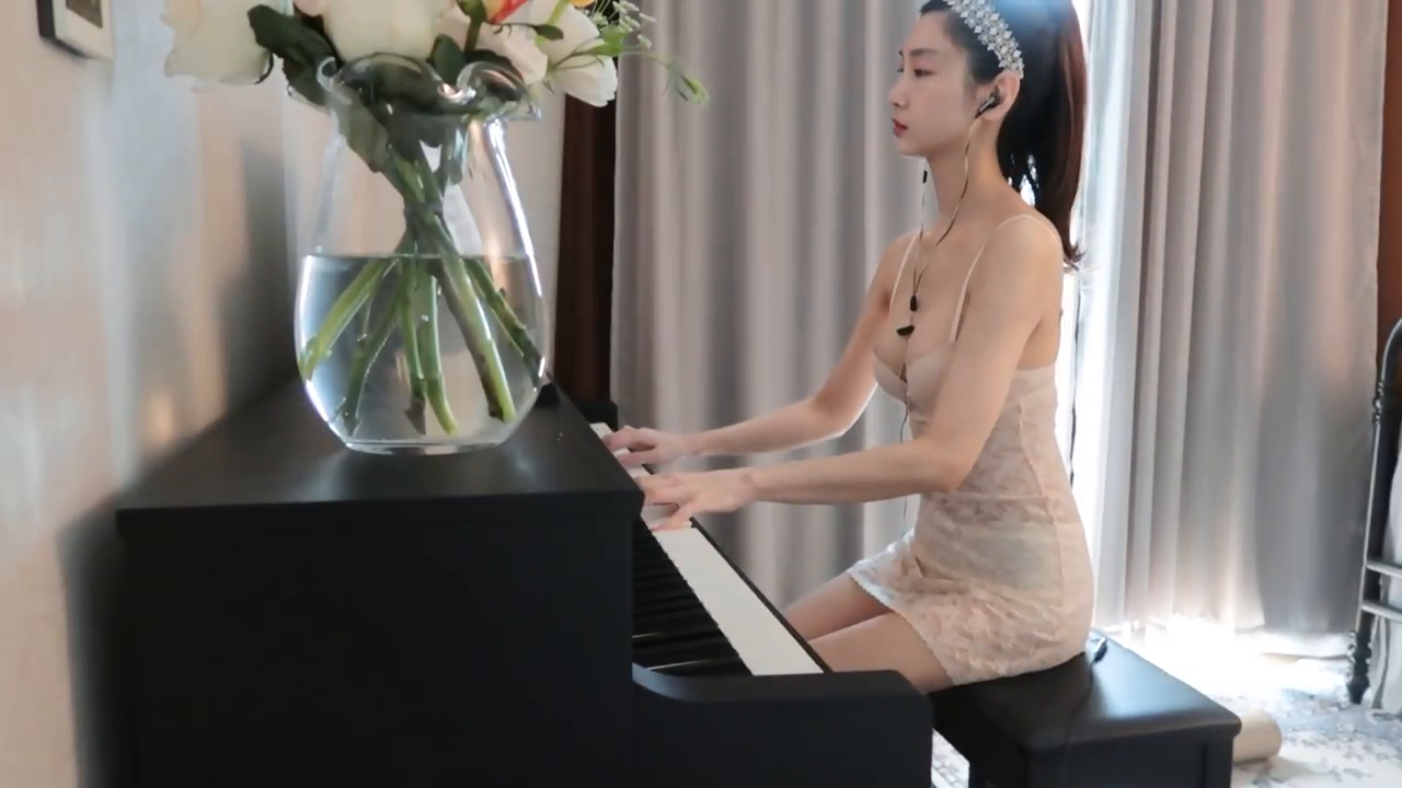 chopin - Nocturne in E Flat Major (Op.9 No.2) 쇼팽 녹턴 2번 야상곡.mp4-2-预览